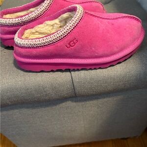 UGG Vibrant Pink Slippers with Plush Lining